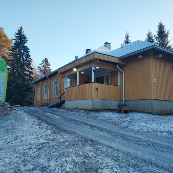 Syyskokouksessa Tammelan Teurolla keskusteltiin ajankohtaisista poliittisista asioista ja tehtiin henkilövalintoja