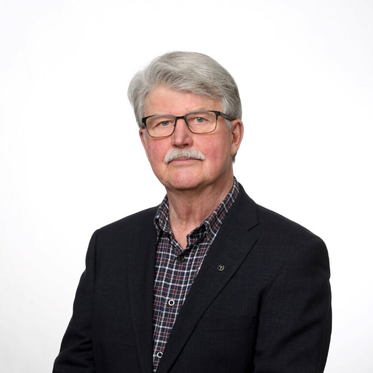 Teuvo Tapaninen