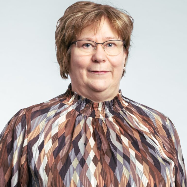 Tarja Tolonen