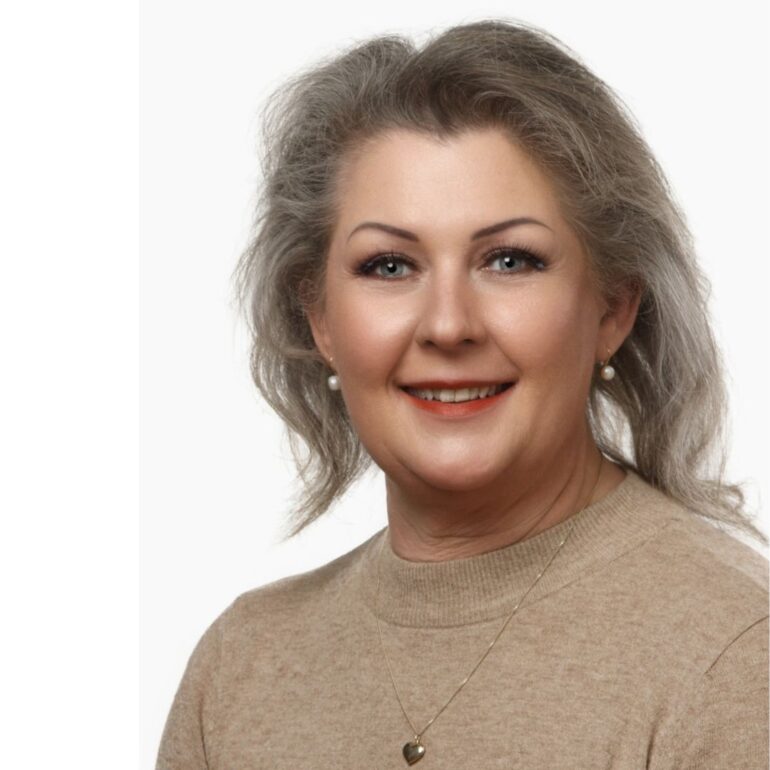 Anu Luonnonhelmi