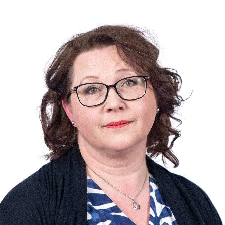 Kirsi Kääntä