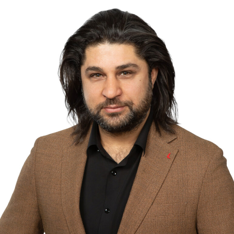 Parvez Azargaderi