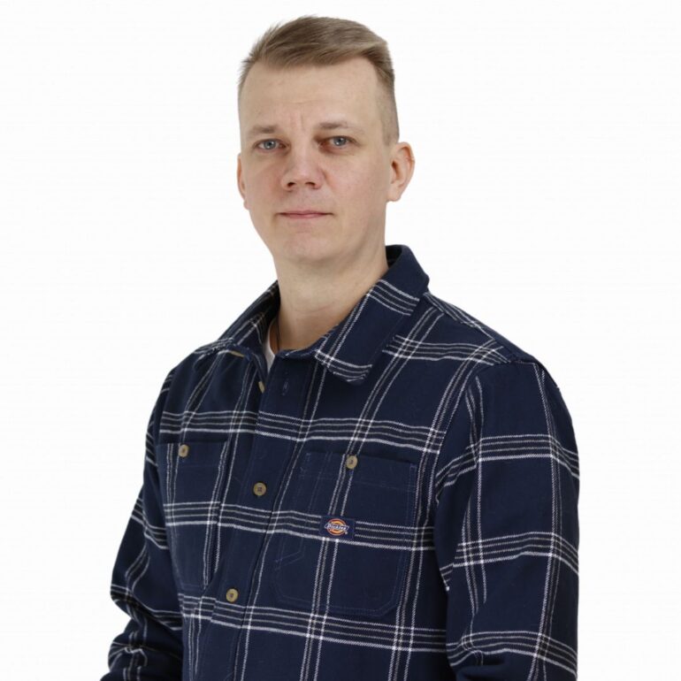 Niko Kuru