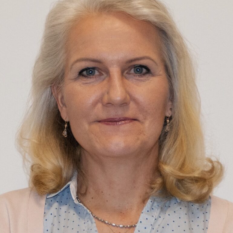 Eija Sipola