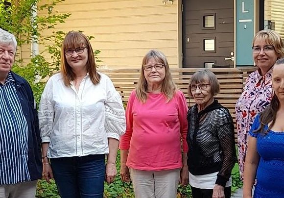 Vantaa-Kerava: Keskustan aluevaltuustoryhmä tutustuu Vantaan ja Keravan palveluyksiköihin